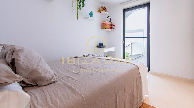 Propiedad moderna única y de lujo con impresionantes vistas al mar en venta, Ibiza