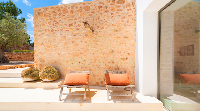 Verbazingwekkend luxe pand op loopafstand van het strand te koop, Ibiza