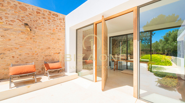 Superbe propriété de luxe à quelques pas de la plage à vendre, Ibiza