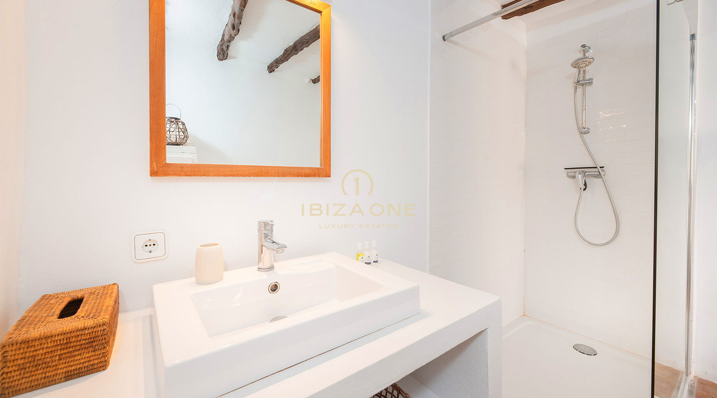 Astonishing luxury property within walking distance to the beach sor sale , Ibiza