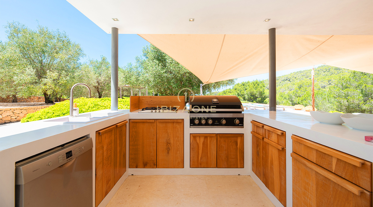 Superbe propriété de luxe à quelques pas de la plage à vendre, Ibiza