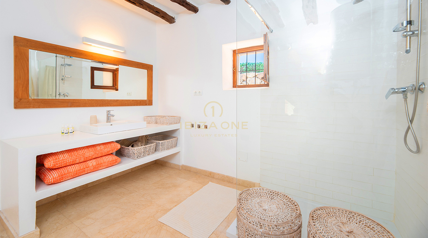 Superbe propriété de luxe à quelques pas de la plage à vendre, Ibiza