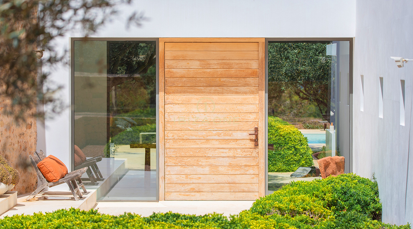 Astonishing luxury property within walking distance to the beach sor sale , Ibiza