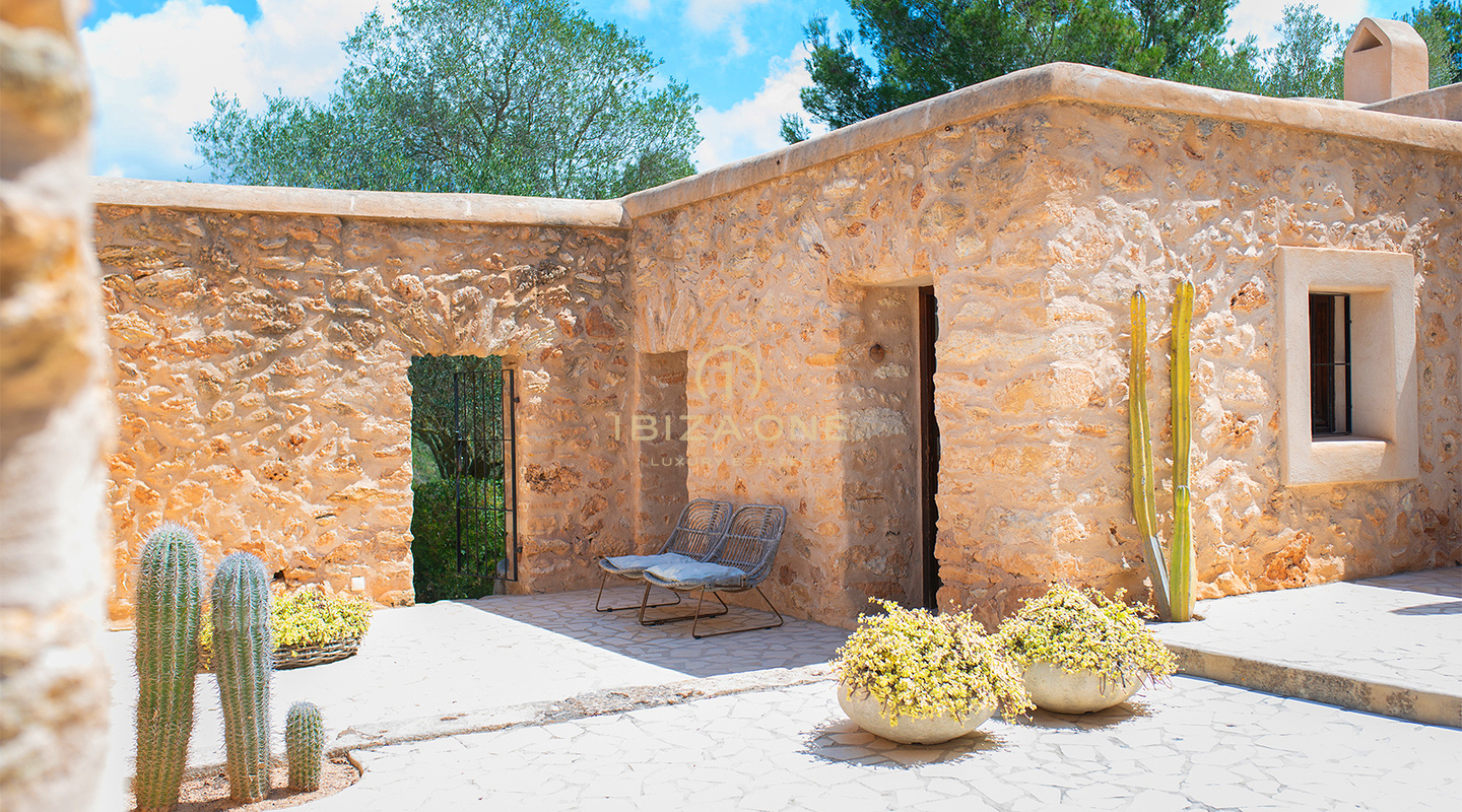 Superbe propriété de luxe à quelques pas de la plage à vendre, Ibiza