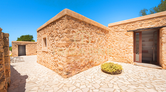 Superbe propriété de luxe à quelques pas de la plage à vendre, Ibiza