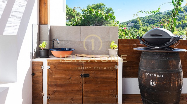 Luxuriöse Villa mit fünf Schlafzimmern, großem Pool und Touristenlizenz zu verkaufen, Ibiza - Luxuriöse Villa mit fünf Schlafzimmern, großem Pool und Touristenlizenz zu vermieten, Ibiza