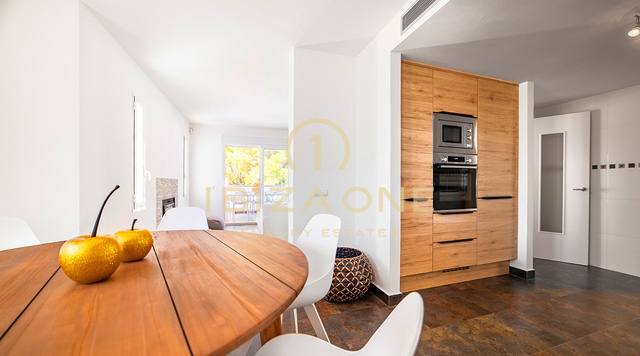 Luxuriöse Villa mit fünf Schlafzimmern, großem Pool und Touristenlizenz zu verkaufen, Ibiza - Luxuriöse Villa mit fünf Schlafzimmern, großem Pool und Touristenlizenz zu vermieten, Ibiza