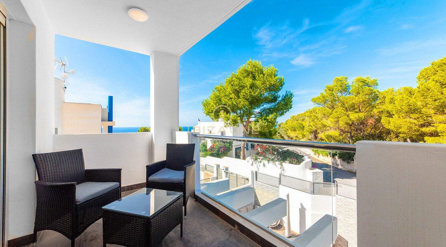 Villa de luxe de cinq chambres avec grande piscine et licence touristique à vendre, Ibiza - Villa de luxe de cinq chambres avec grande piscine et licence touristique à louer, Ibiza