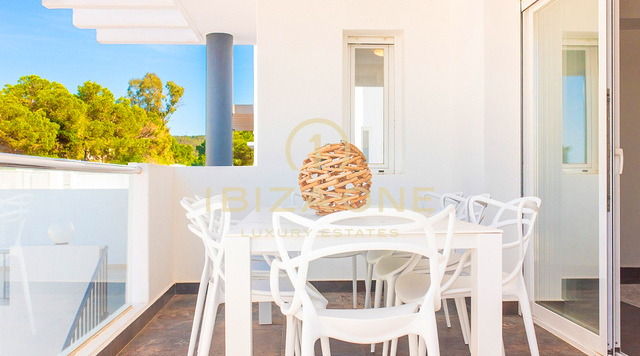 Villa de luxe de cinq chambres avec grande piscine et licence touristique à vendre, Ibiza - Villa de luxe de cinq chambres avec grande piscine et licence touristique à louer, Ibiza