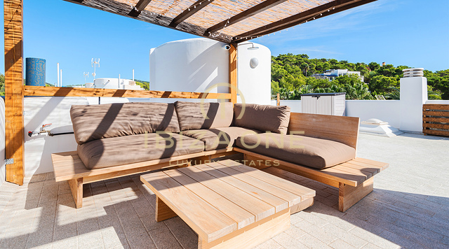 Luxuriöse Villa mit fünf Schlafzimmern, großem Pool und Touristenlizenz zu verkaufen, Ibiza - Luxuriöse Villa mit fünf Schlafzimmern, großem Pool und Touristenlizenz zu vermieten, Ibiza