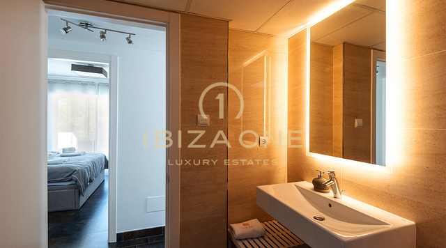 Luxury Five-bedroom villa with large pool and tourist license for sale , Ibiza - Luxury Five-bedroom villa with large pool and tourist license for rent , Ibiza
