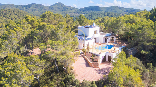 Villa di lusso in vendita in posizione eccezionale con spettacolare vista sul mare, Ibiza