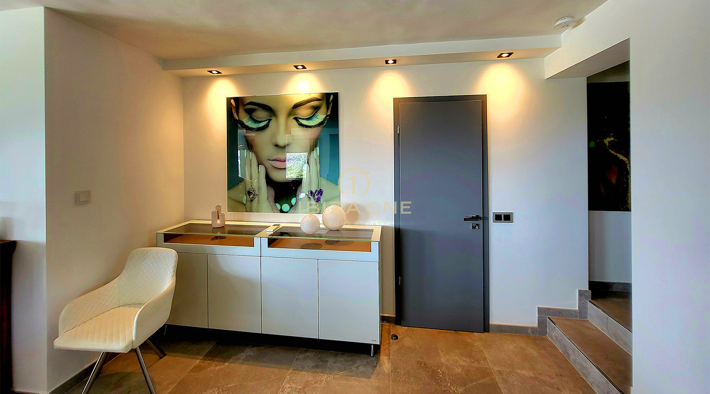 Luxe villa met een ongeëvenaarde woonervaring in de prestigieuze, beveiligde woonwijk Can Furnet te koop, Ibiza - Luxe villa met een ongeëvenaarde woonervaring in de prestigieuze, beveiligde woonwijk Can Furnet te huur, Ibiza