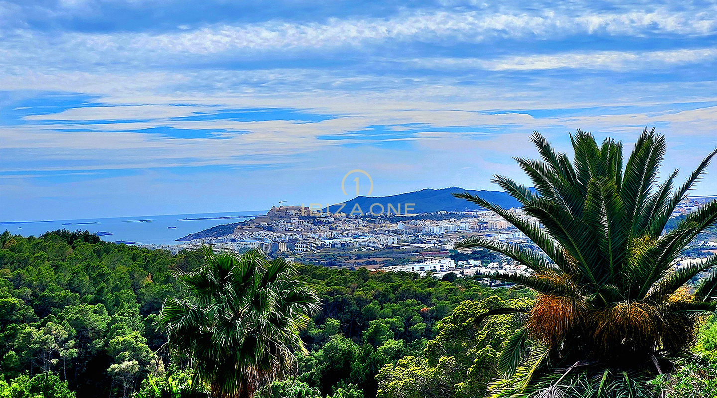 Luxuriöse Villa mit unvergleichlichem Wohnerlebnis in der exklusiven Wohnanlage Can Furnet auf Ibiza zu verkaufen – Luxuriöse Villa mit unvergleichlichem Wohnerlebnis in der exklusiven Wohnanlage Can Furnet auf Ibiza zu vermieten