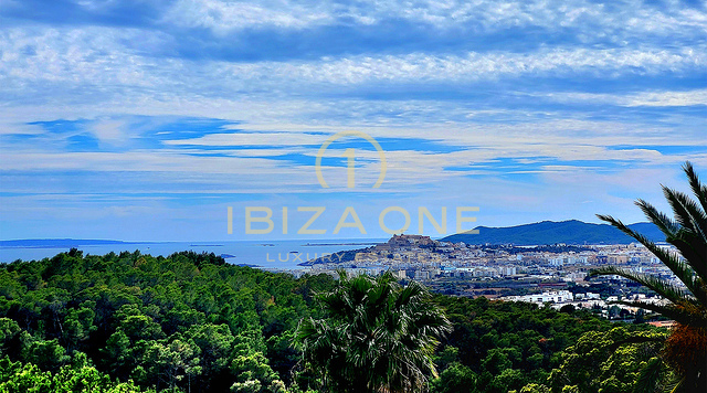 Luxuriöse Villa mit unvergleichlichem Wohnerlebnis in der exklusiven Wohnanlage Can Furnet auf Ibiza zu verkaufen – Luxuriöse Villa mit unvergleichlichem Wohnerlebnis in der exklusiven Wohnanlage Can Furnet auf Ibiza zu vermieten