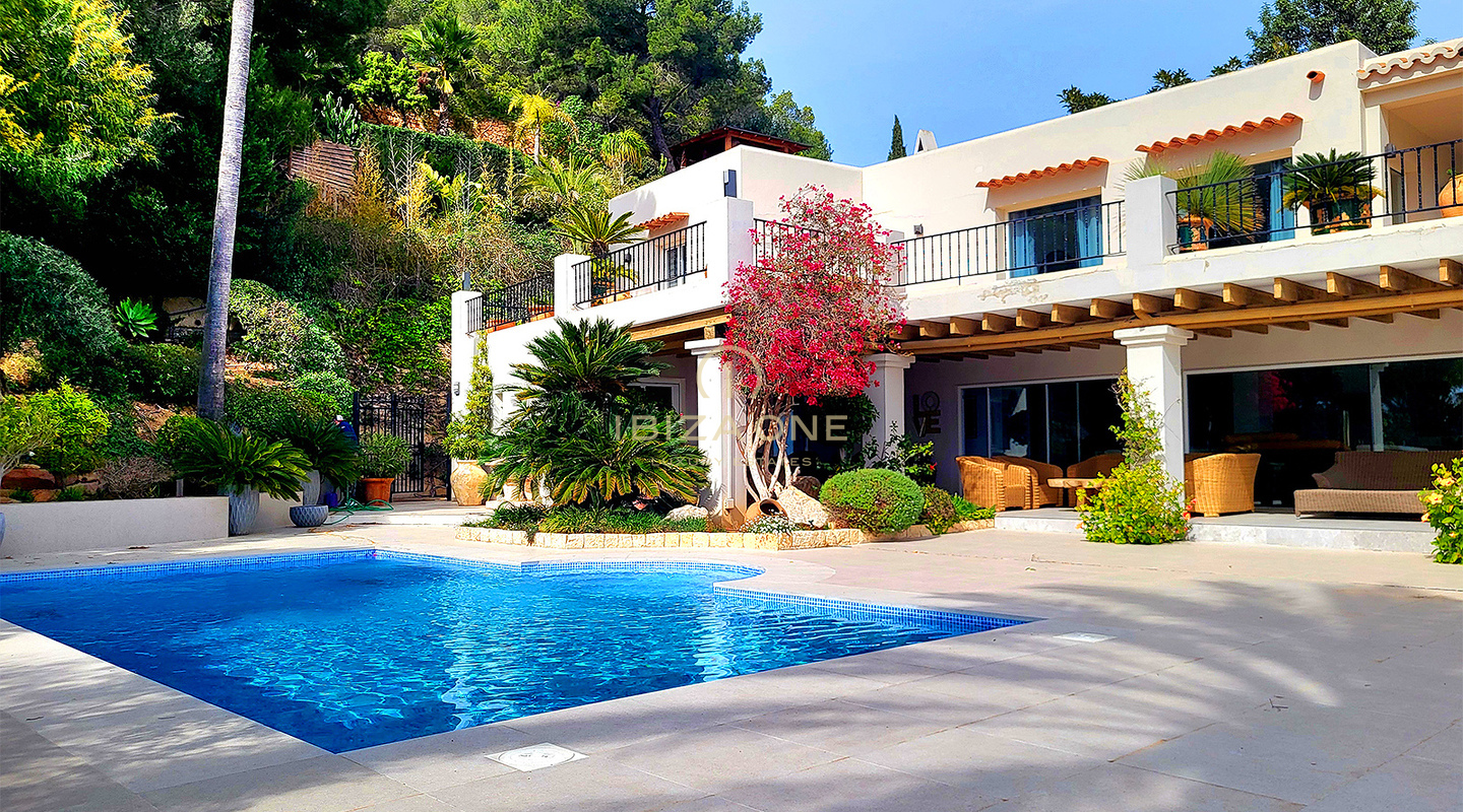 Villa di lusso con un'esperienza di vita senza pari all'interno del prestigioso complesso residenziale recintato di Can Furnet in vendita, Ibiza - Villa di lusso con un'esperienza di vita senza pari all'interno del prestigioso complesso residenziale recintato di Can Furnet in affitto, Ibiza