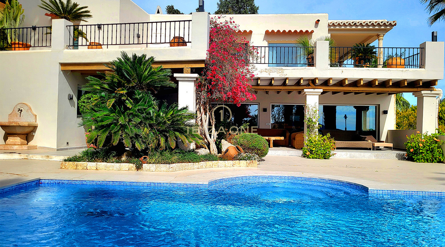 Luxuriöse Villa mit unvergleichlichem Wohnerlebnis in der exklusiven Wohnanlage Can Furnet auf Ibiza zu verkaufen – Luxuriöse Villa mit unvergleichlichem Wohnerlebnis in der exklusiven Wohnanlage Can Furnet auf Ibiza zu vermieten
