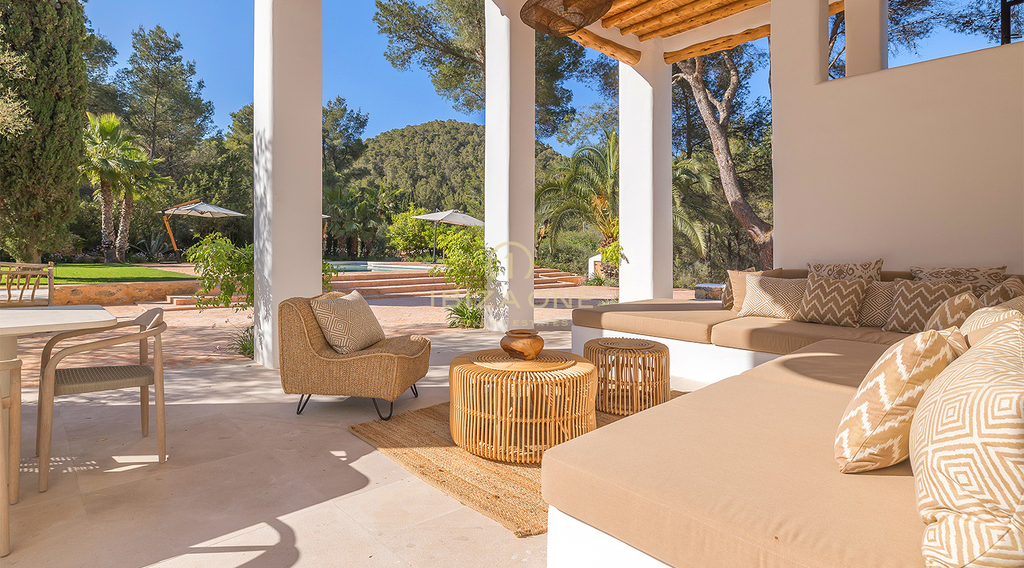 Lujosa finca de estilo español con fantásticas vistas en venta, Ibiza