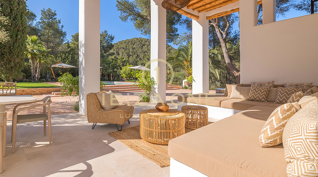 Lujosa finca de estilo español con fantásticas vistas en venta, Ibiza