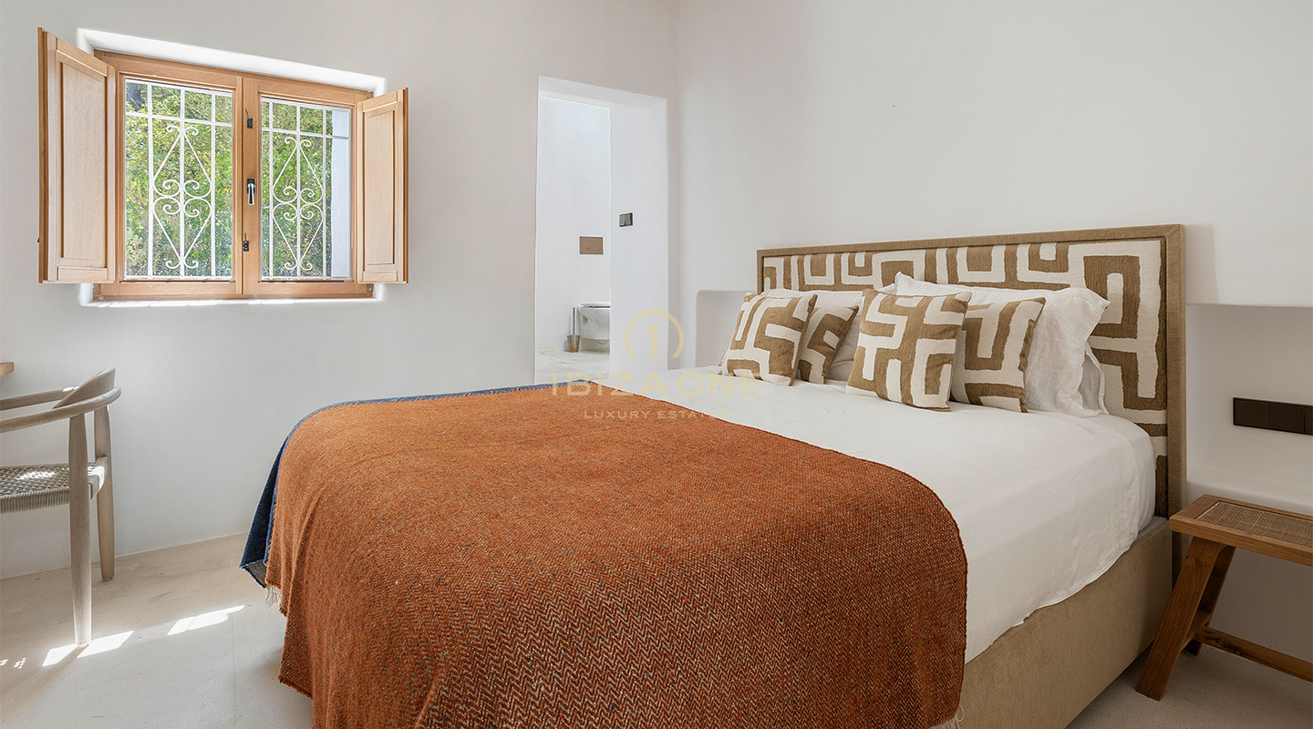 Lujosa finca de estilo español con fantásticas vistas en venta, Ibiza