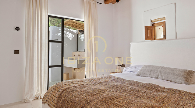 Lujosa finca de estilo español con fantásticas vistas en venta, Ibiza