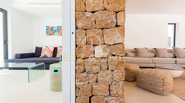 Spectaculaire en moderne luxe villa met uitzicht op zee en toegang tot het strand te koop, Ibiza