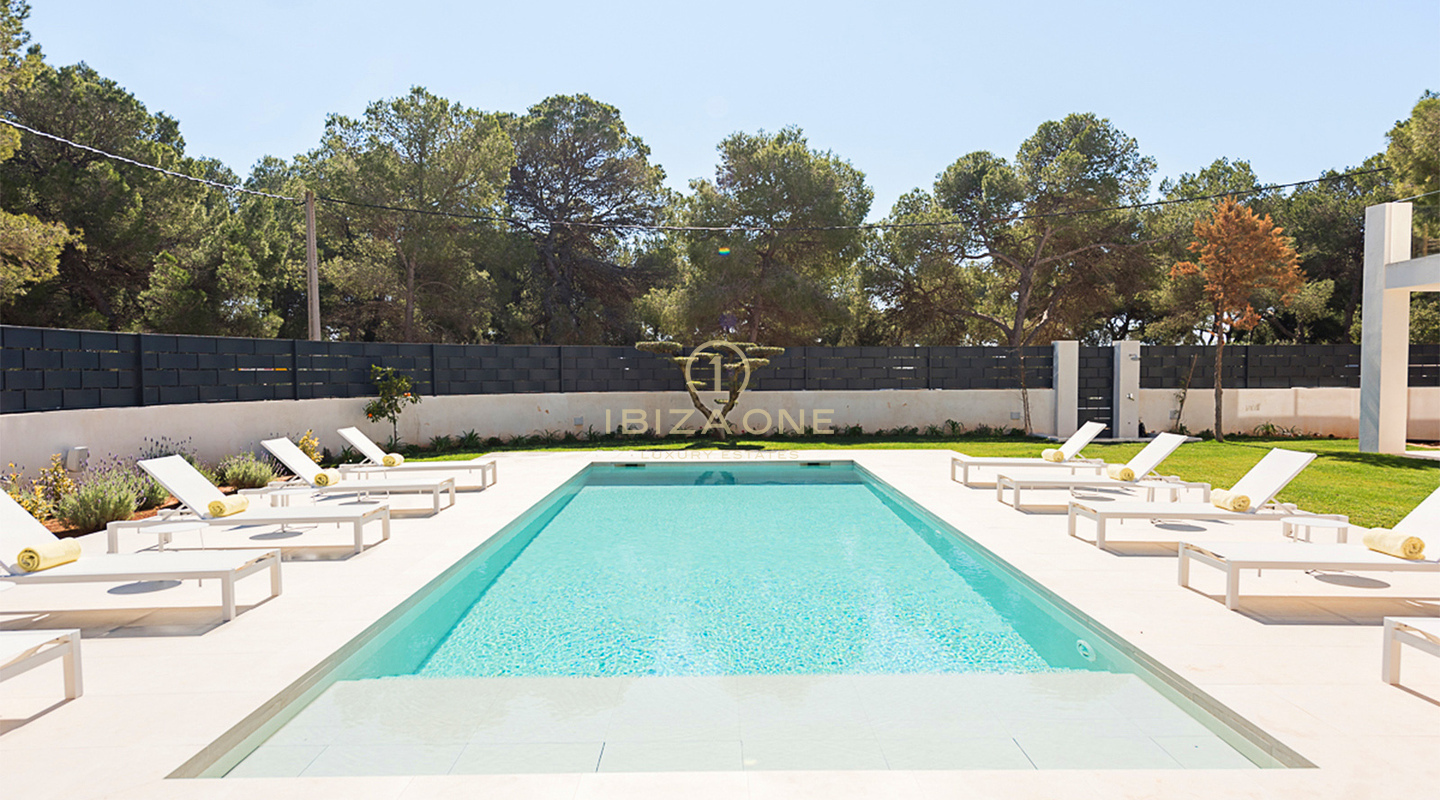 Spectacular and contemporary luxury villa with sea views and beach access for sale , Ibiza
