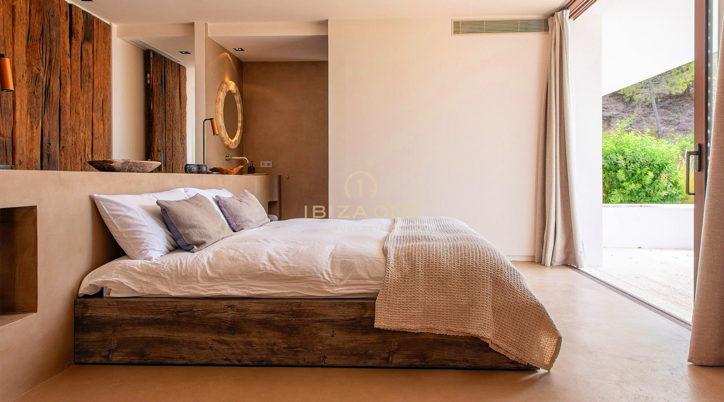 Luxe Designer Villa Tussen San Josep en Es Cubells/Porroig te koop, Ibiza - Een Moderne Oase van Elegantie