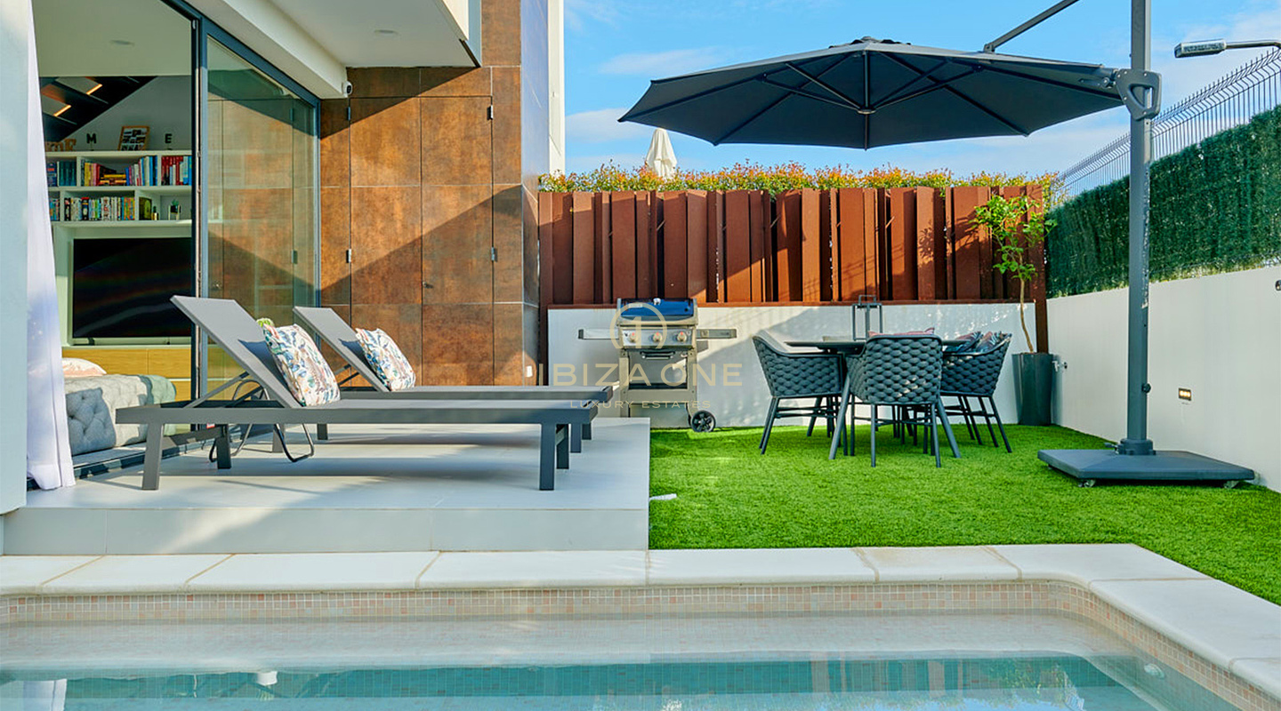 Modern, luxury and spacious villa with rooftop terrace and sea views for sale , Ibiza