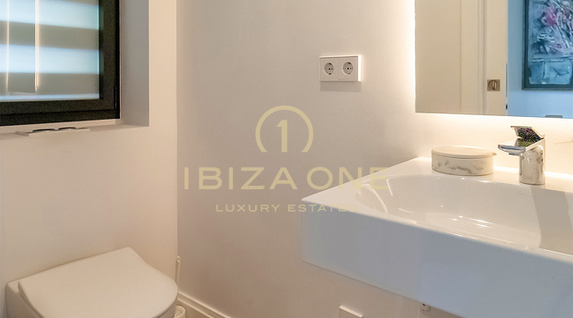 Moderne luxe villa met zwembad en panoramisch uitzicht op Dalt Vila, Formentera en de zee te koop, Ibiza - Moderne luxe villa met zwembad en panoramisch uitzicht op Dalt Vila, Formentera en de zee te huur, Ibiza