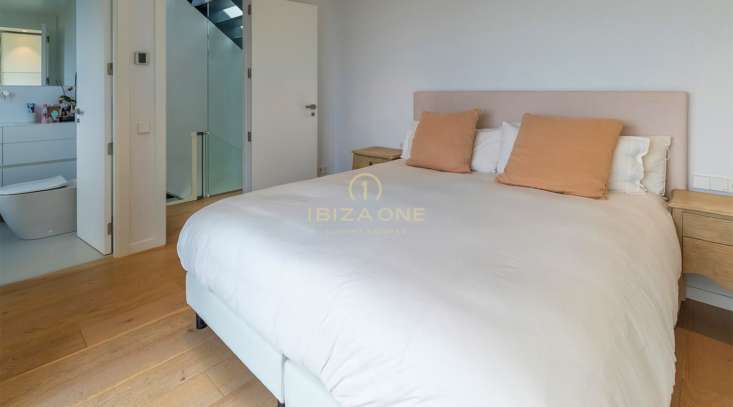 Moderne luxe villa met zwembad en panoramisch uitzicht op Dalt Vila, Formentera en de zee te koop, Ibiza - Moderne luxe villa met zwembad en panoramisch uitzicht op Dalt Vila, Formentera en de zee te huur, Ibiza