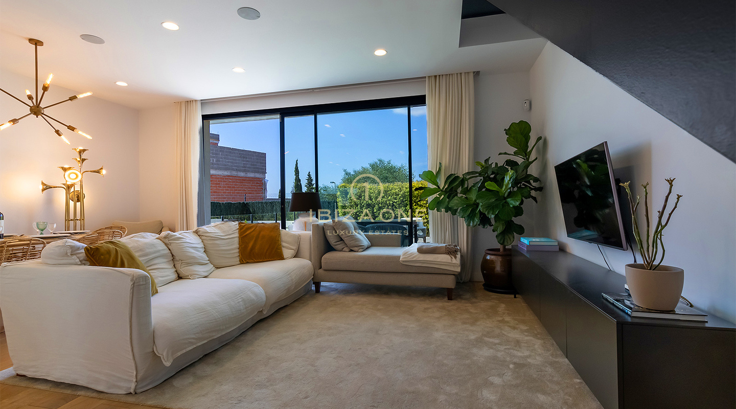 Moderne luxe villa met zwembad en panoramisch uitzicht op Dalt Vila, Formentera en de zee te koop, Ibiza - Moderne luxe villa met zwembad en panoramisch uitzicht op Dalt Vila, Formentera en de zee te huur, Ibiza