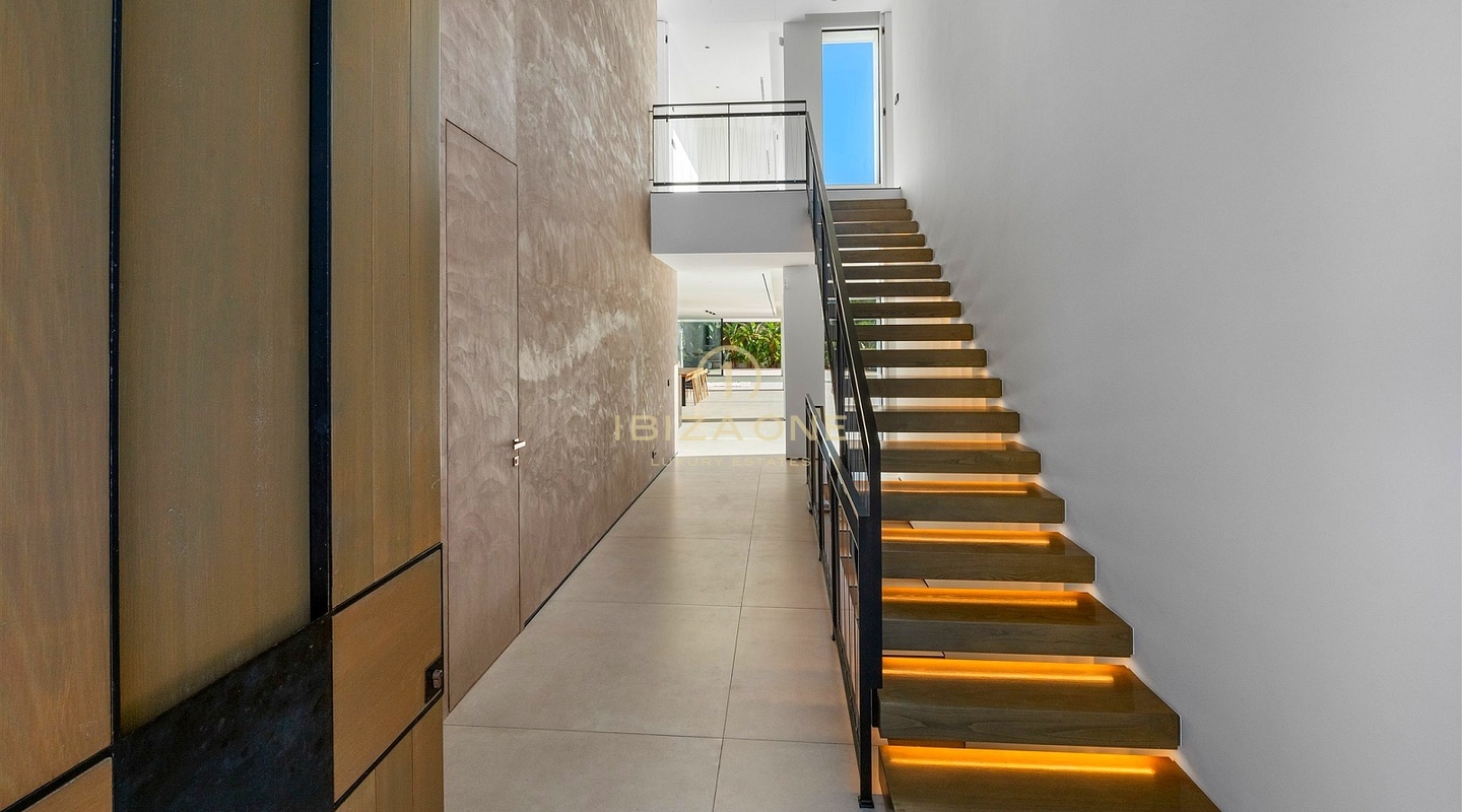 Cuatro villas modernas de lujo en venta: a pasos del mar, a minutos de Ibiza, Ibiza