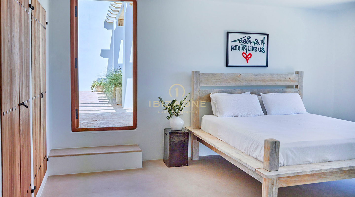 Betoverende luxe Blakstad villa in het charmante dorpje Santa Gertrudis te koop - Dichtbij de beroemde Morna International School, Ibiza