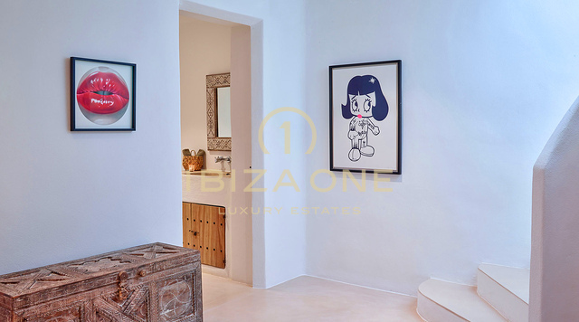 Encantadora villa de lujo en Blakstad en el encantador pueblo de Santa Gertrudis en venta - Cerca de la reconocida escuela internacional Morna, Ibiza