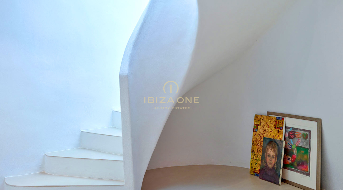 Betoverende luxe Blakstad villa in het charmante dorpje Santa Gertrudis te koop - Dichtbij de beroemde Morna International School, Ibiza