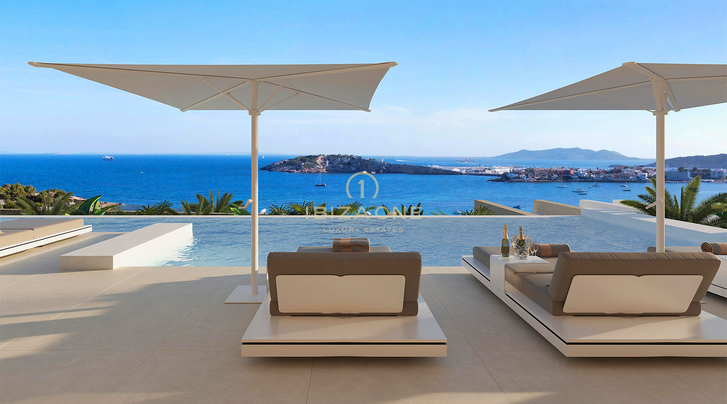 Lujo inigualable en Ibiza: 2 villas de lujo, 2 piscinas y vistas panorámicas en venta en Ibiza.