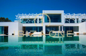 Roca Llisa - Modern Villa - Gary Elden - Mike