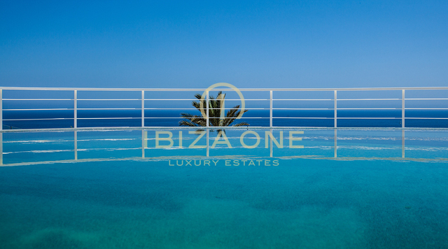 Die Zukunft des Designs: Besitzen Sie das legendäre Luxushaus in einer Gated Community zum Verkauf auf Ibiza