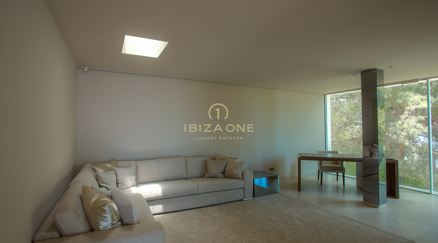 El futuro del diseño: Adquiera la legendaria casa de lujo Icon en una comunidad cerrada en venta en Ibiza