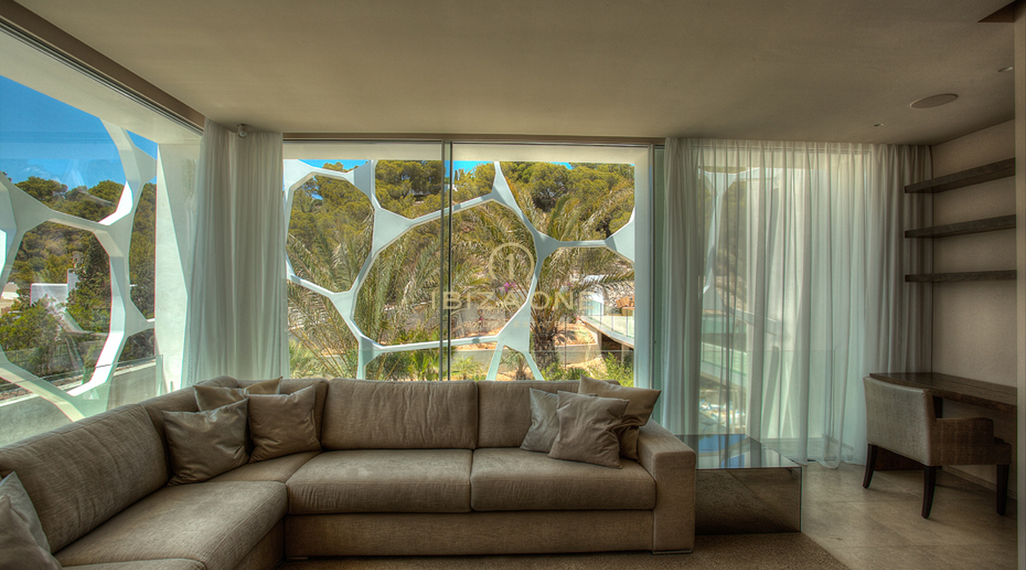 Die Zukunft des Designs: Besitzen Sie das legendäre Luxushaus in einer Gated Community zum Verkauf auf Ibiza