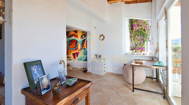 Prachtige luxe mediterrane villa in Can Furnet met uitzicht op Dalt Vila en zee te koop, Ibiza - Prachtige luxe mediterrane villa in Can Furnet met uitzicht op Dalt Vila en zee te huur, Ibiza