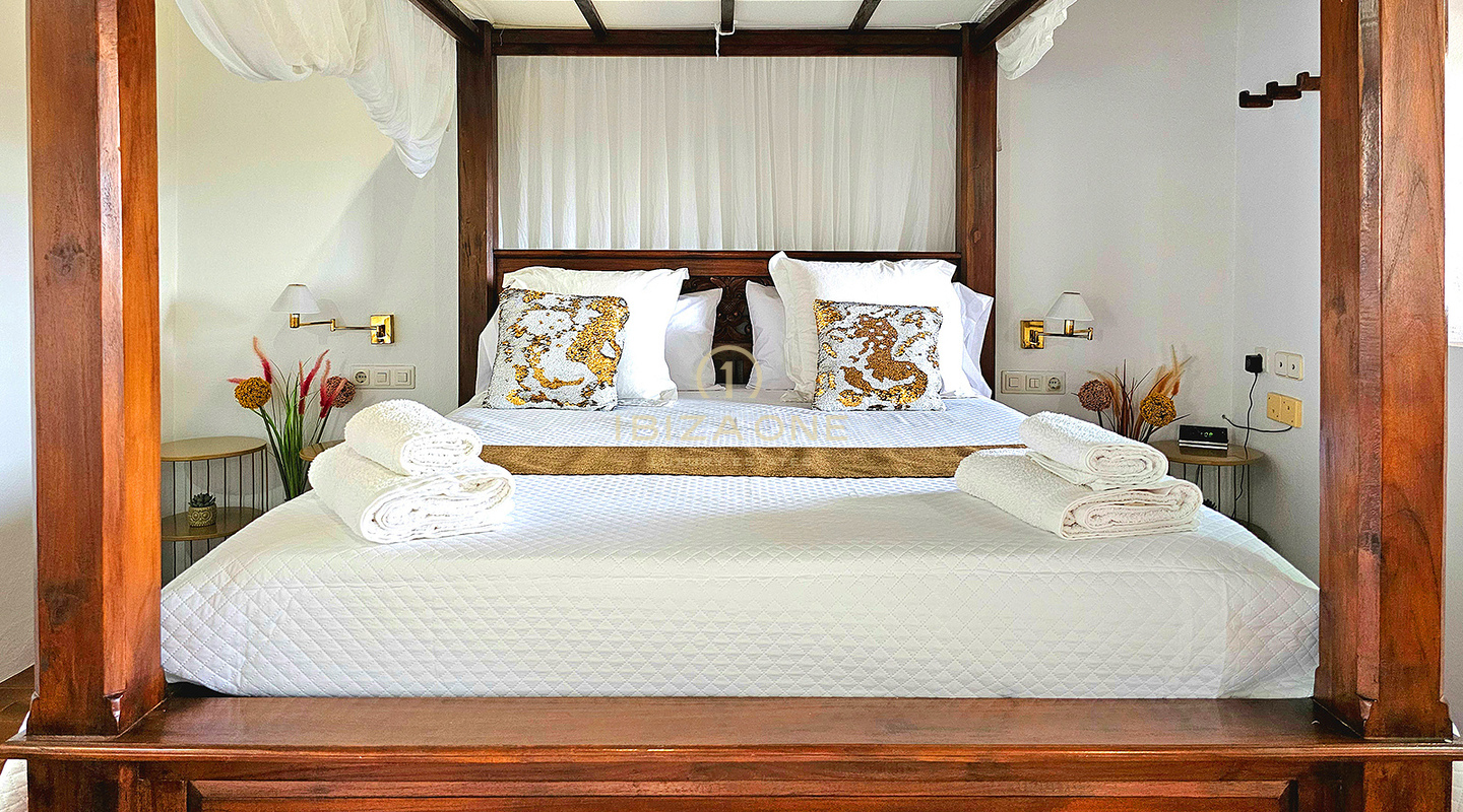 Sumptuous luxury villa nestled in a charming oasis of tranquility surrounded by hills and verdant vegetation for rent, Ibiza