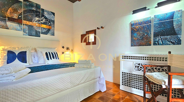 Weelderige luxe villa gelegen in een charmante oase van rust, omringd door heuvels en groene vegetatie te huur, Ibiza