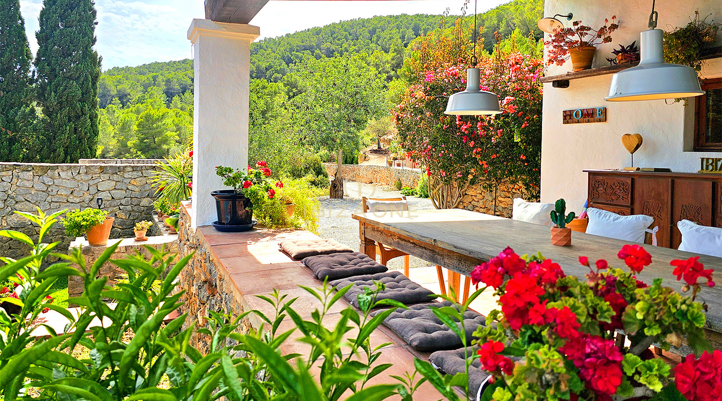 Sumptuous luxury villa nestled in a charming oasis of tranquility surrounded by hills and verdant vegetation for rent, Ibiza
