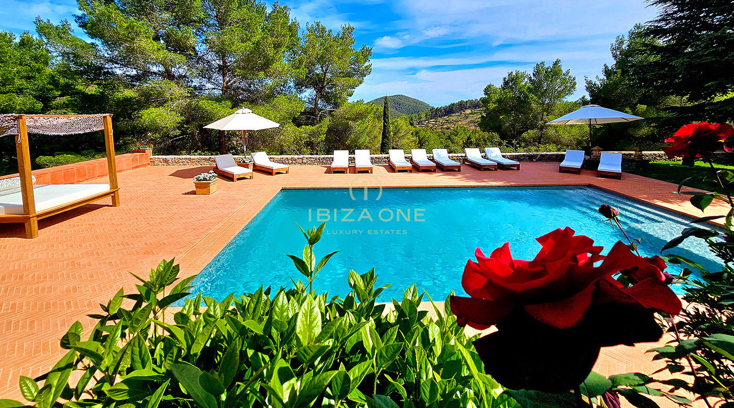 Sumptuous luxury villa nestled in a charming oasis of tranquility surrounded by hills and verdant vegetation for rent, Ibiza