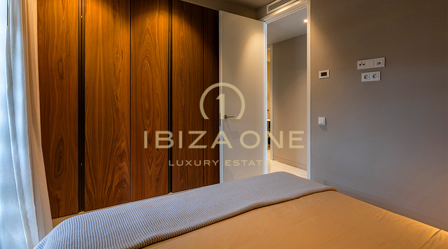 Appartement moderne et luxueux à vendre à Ibiza, dans un quartier sécurisé - Appartement moderne et luxueux à louer à Ibiza