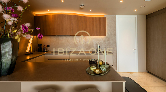 Moderne und luxuriöse Wohnung in gesicherter Lage auf Ibiza zu verkaufen – Moderne und luxuriöse Wohnung in gesicherter Lage auf Ibiza zu vermieten