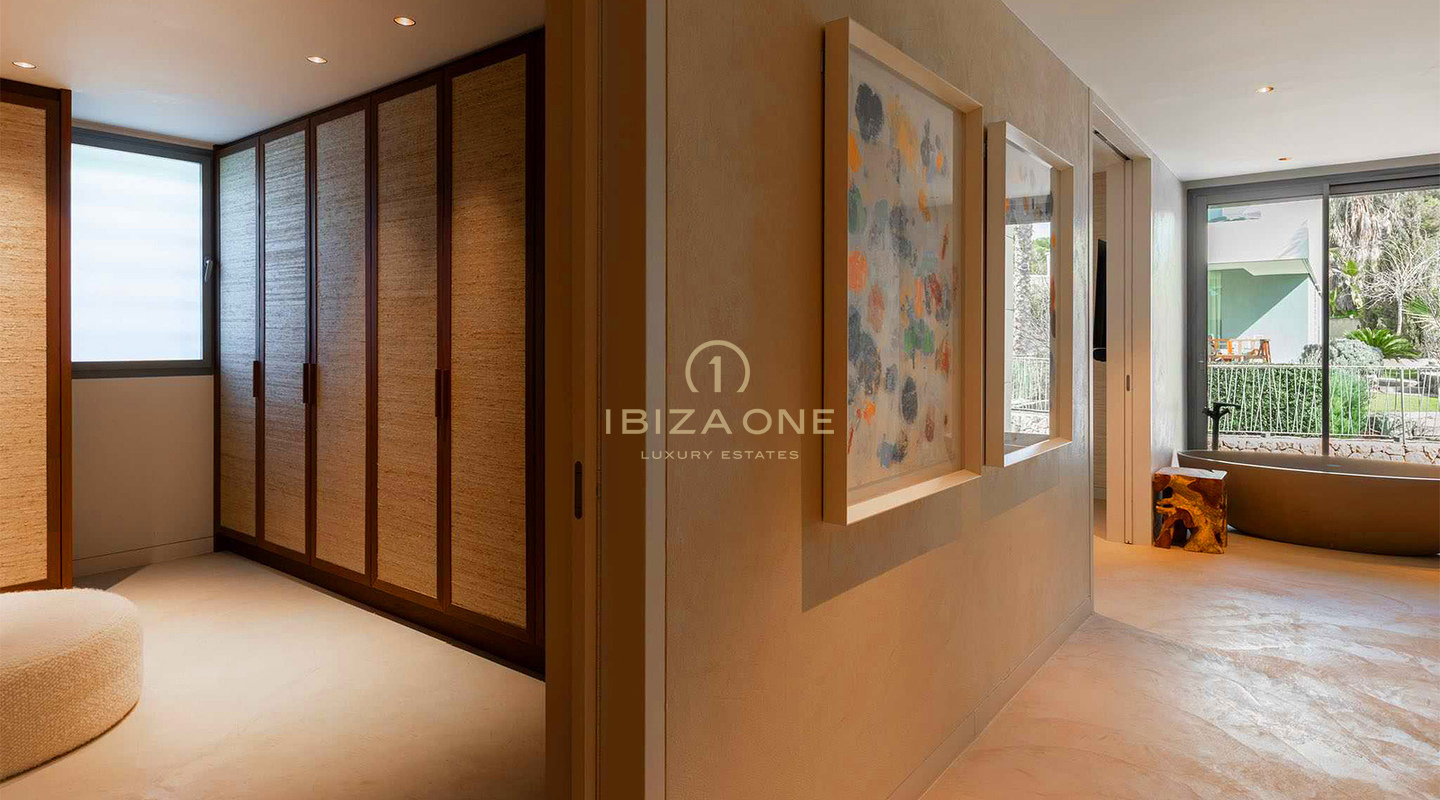 Uniek, luxe, modern dubbel appartement bestaande uit luxe penthouse en luxe begane grond appartement te koop, Ibiza, GERESERVEERD