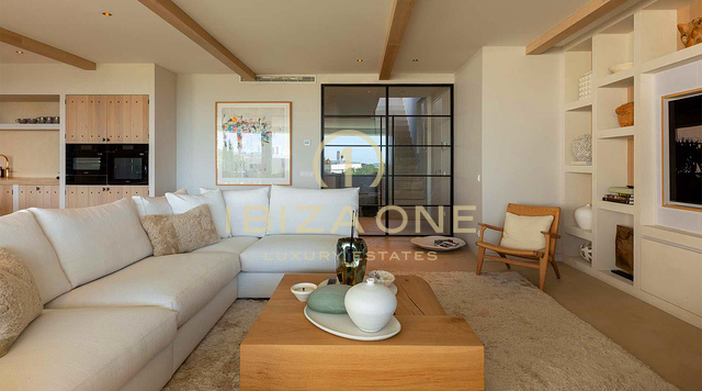 Einzigartige, luxuriöse und moderne Doppelwohnung bestehend aus Penthouse und Erdgeschosswohnung auf Ibiza zu verkaufen, RESERVIERT